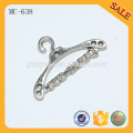 MC638 Custom hanger shape metal logo labelmetal sewing tag for shawl